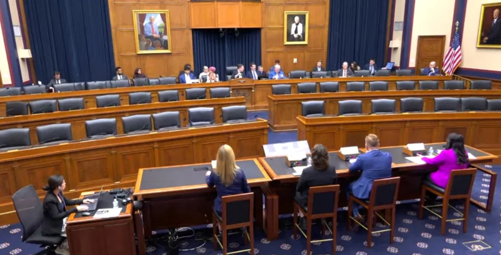 building-an-ai-ready-america-understanding-ais-economic-impact-on-workers-and-employers