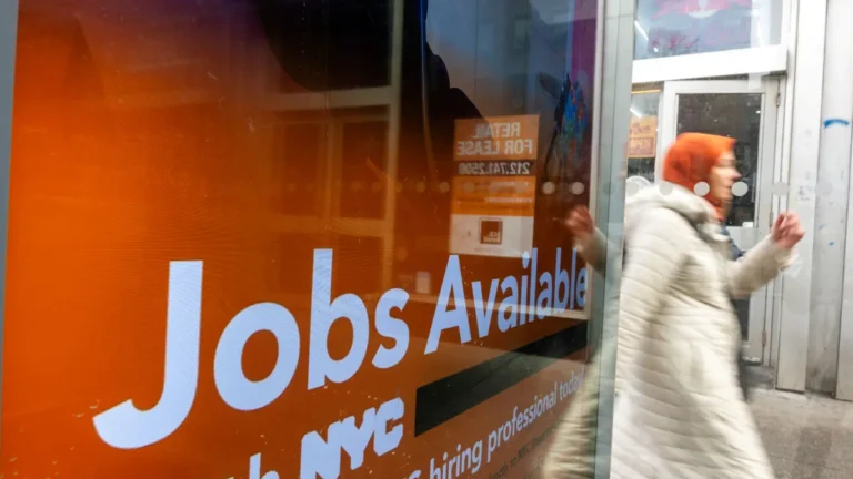 recruiting-in-a-post-attraction-world-talent-professionals-must-seduce-candidates-amid-market-uncertainty