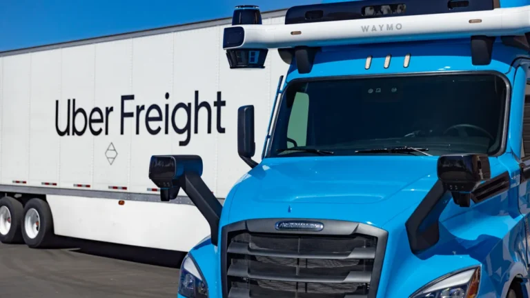strategic-mentorship-and-proactive-visibility-cornerstones-of-accelerated-supply-chain-careers