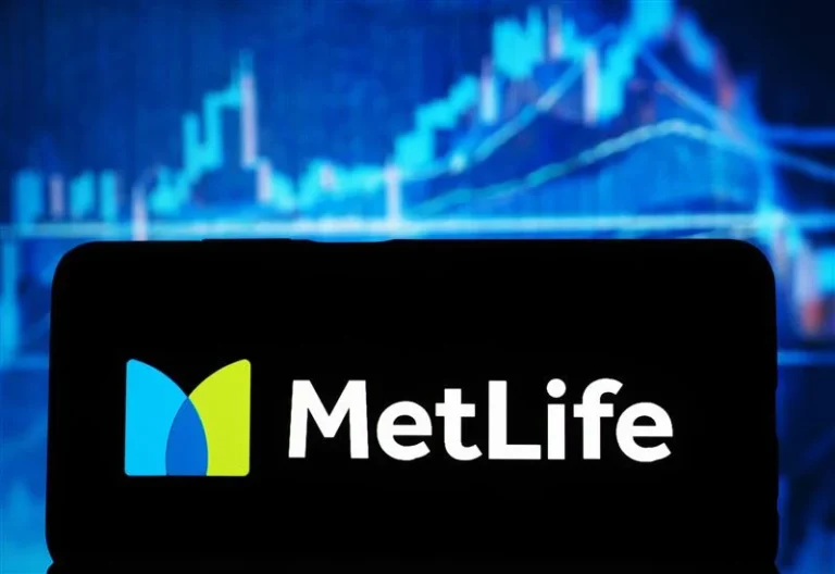 the-american-workplace-navigates-unprecedented-uncertainty-a-call-for-a-success-reset