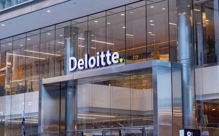 the-corporate-benefits-tightrope-major-firms-scale-back-as-skyrocketing-costs-force-strategic-re-evaluation-and-spark-workforce-debate