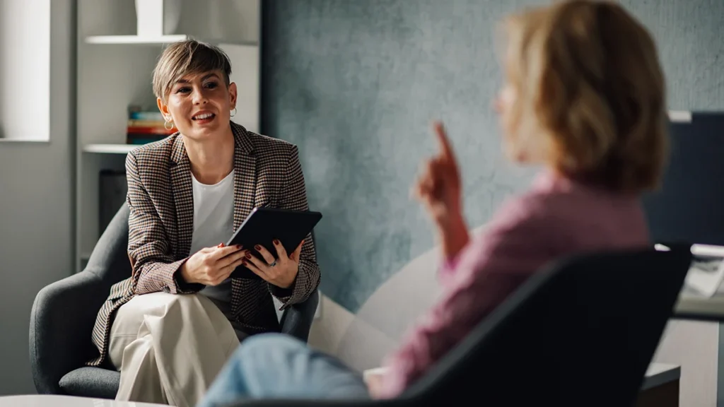 the-seven-core-qualities-that-define-effective-leadership-and-drive-organizational-success