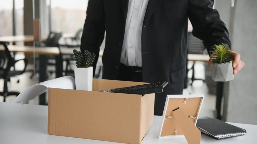 uk-hr-leaders-brace-for-extensive-redundancies-driven-by-ai-skills-shifts-and-economic-uncertainty
