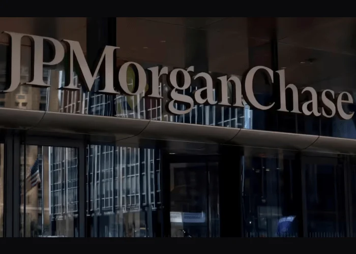 former-jpmorgan-employee-wins-4-25-million-in-landmark-arbitration-over-disputed-deli-platter-expense