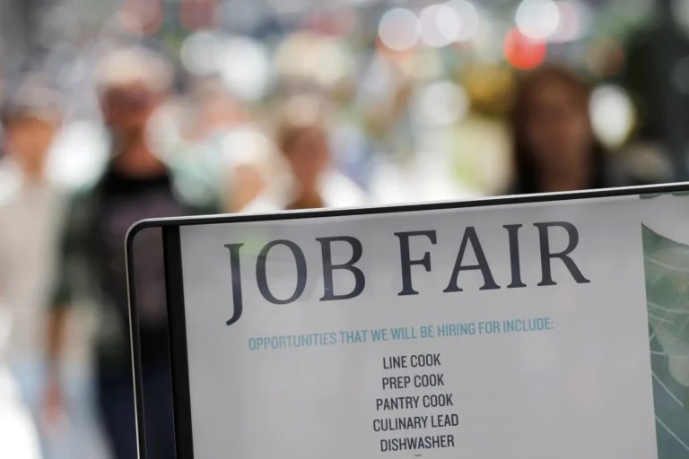 initial-unemployment-claims-see-slight-rise-amid-geopolitical-uncertainty-and-shifting-economic-landscape