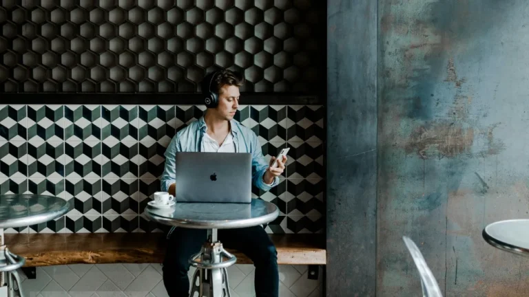 the-flexible-workspace-revolution-how-virtual-services-are-reshaping-industry-economics-and-operational-strategies