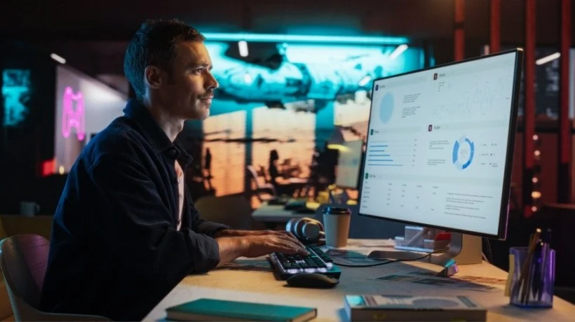 the-obsolescence-of-desktop-first-lms-platforms-in-the-modern-enterprise-landscape