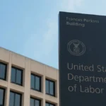 trump-administration-rescinds-2024-overtime-rule-reverts-to-2019-salary-thresholds-sparking-compliance-debate