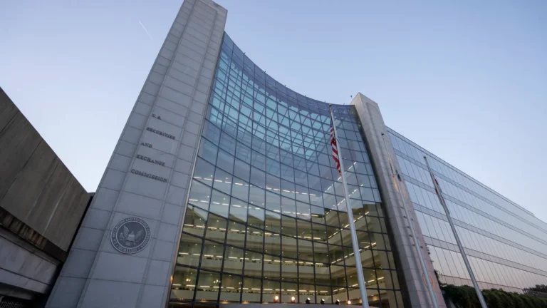 whistleblower-silence-nearly-a-quarter-of-u-s-workers-witness-misconduct-but-fear-reporting