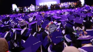 gen-z-interns-prioritize-practical-hands-on-experiences-amidst-ai-integration-and-evolving-labor-market