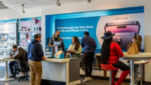 the-evolving-landscape-of-customer-service-balancing-traditional-expertise-with-emerging-ai-skill-sets