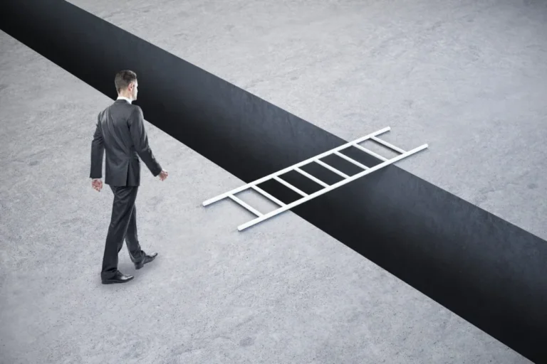Businessman,Overcoming,Gap,With,Ladder.,Career,Development,And,Risk,Concept.