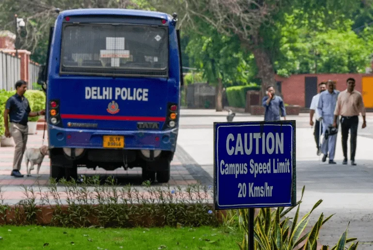 delhi-police-implements-temporary-suspension-of-routine-leave-amid-heightened-security-demands-and-ongoing-protests