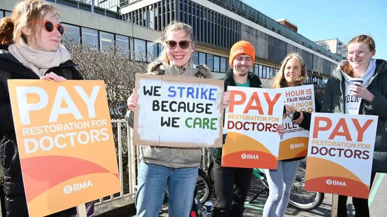 resident-doctors-in-england-end-three-year-strike-action-following-marginal-vote-to-accept-government-offer