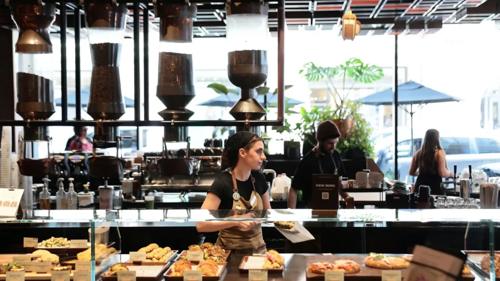 starbucks-rolls-out-quarterly-bonuses-for-high-performing-workers