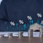 the-gap-in-pay-between-the-average-ftse-100-chief-executive-and-a-typical-uk-worker-has-reached-its-widest-in-eight-years-according-to-research