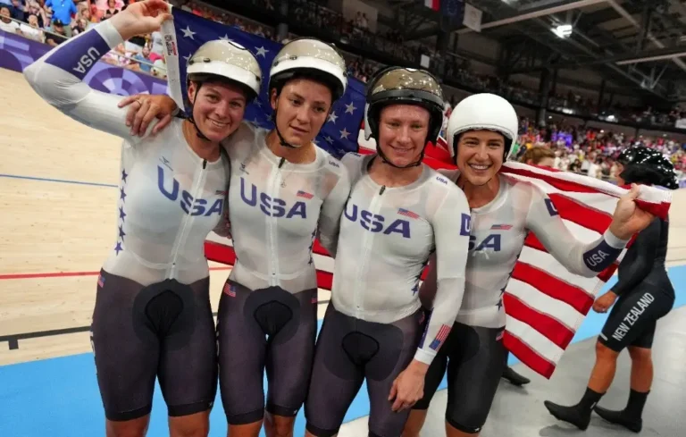 the-unseen-engine-how-olympic-cyclings-team-pursuit-teaches-business-leaders-the-art-of-collective-velocity