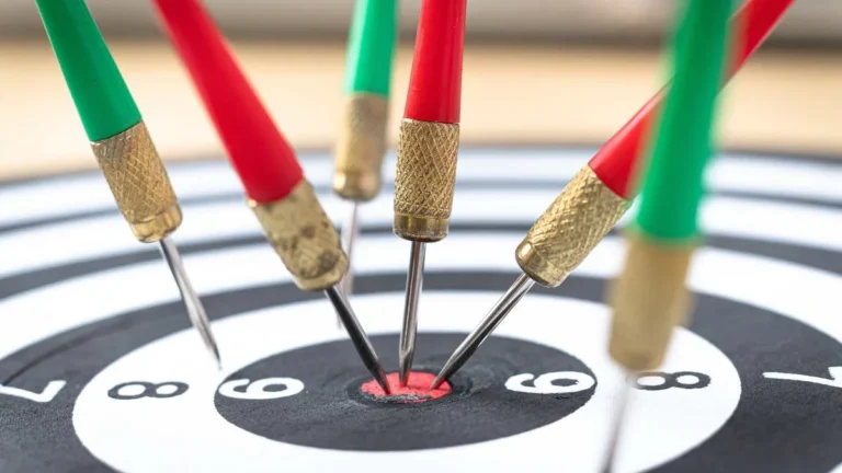 uk-salary-budgets-stabilise-at-3-4-amidst-economic-caution-signalling-a-strategic-shift-towards-targeted-pay-and-retention
