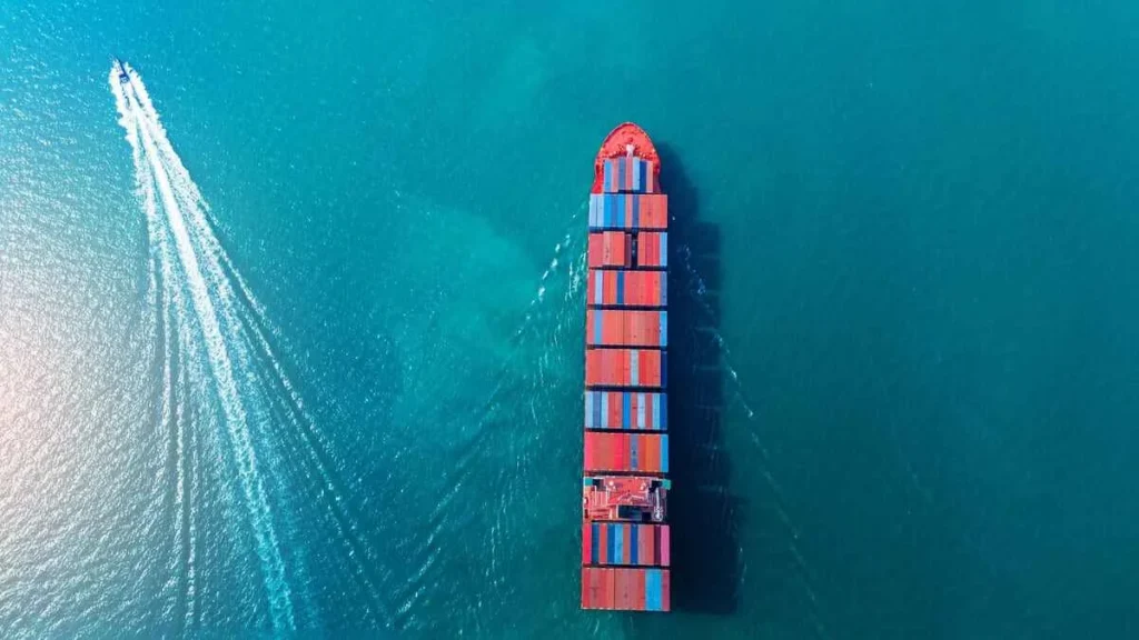 war-bonuses-and-the-ethical-quandary-of-civilian-seafarers-in-active-conflict-zones