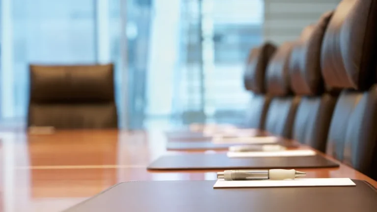 black-financial-leadership-sees-setback-as-number-of-black-cfos-in-fortune-500-and-sp-500-companies-declines