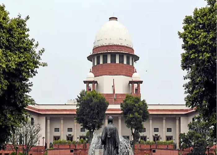 haryana-hc-quashes-blanket-ban-on-foreign-travel-by-govt-employees