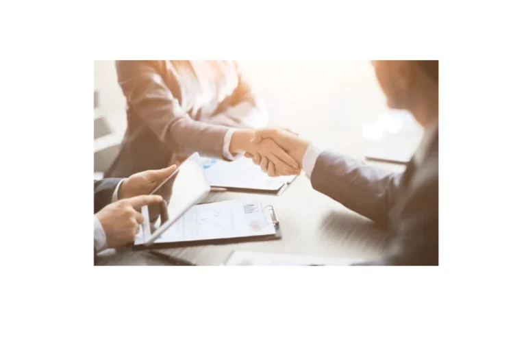 indias-white-collar-job-market-sees-5-growth-driven-by-non-it-sectors-and-surging-ai-ml-demand-in-july