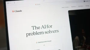 managers-increasingly-turn-to-public-ai-for-difficult-conversations-amid-policy-gaps-and-support-deficiencies