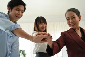 navigating-the-multigenerational-workforce-strategies-for-adaptive-people-management