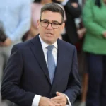 prime-minister-calls-for-end-to-remote-interviews-advocates-work-shadowing-and-warns-on-ais-workplace-impact