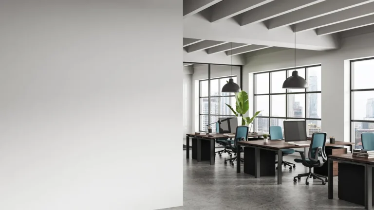 the-crucial-role-of-remote-work-benefits-in-employer-retention-strategies-amidst-evolving-mandates