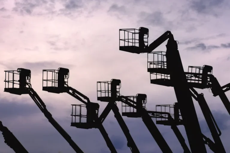 the-digital-transformation-of-aerial-work-platforms-enhancing-safety-and-operational-efficiency-in-modern-construction