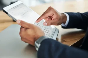 the-perilous-promise-of-diy-ai-surveys-why-general-ai-tools-fall-short-for-employee-feedback