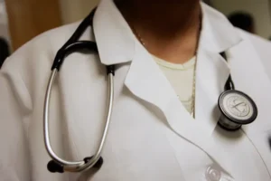 u-s-employers-face-unprecedented-healthcare-cost-surge-projecting-nearly-10-increase-for-2027