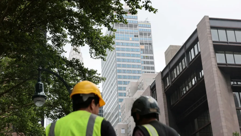 u-s-labor-market-signals-potential-downturn-with-unexpected-job-losses-in-july-2026-economists-warn-of-rough-patch
