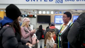 united-airlines-faces-negligence-claim-over-pilots-conduct-judge-rules-case-can-proceed