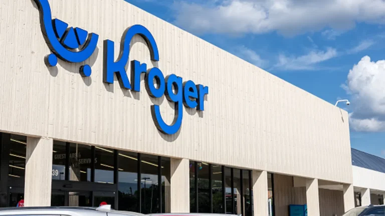 which-2-major-companies-in-the-food-space-announced-new-cpos-in-july