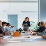 comprehensive-strategies-for-cultivating-modern-leadership-in-an-ai-driven-global-economy