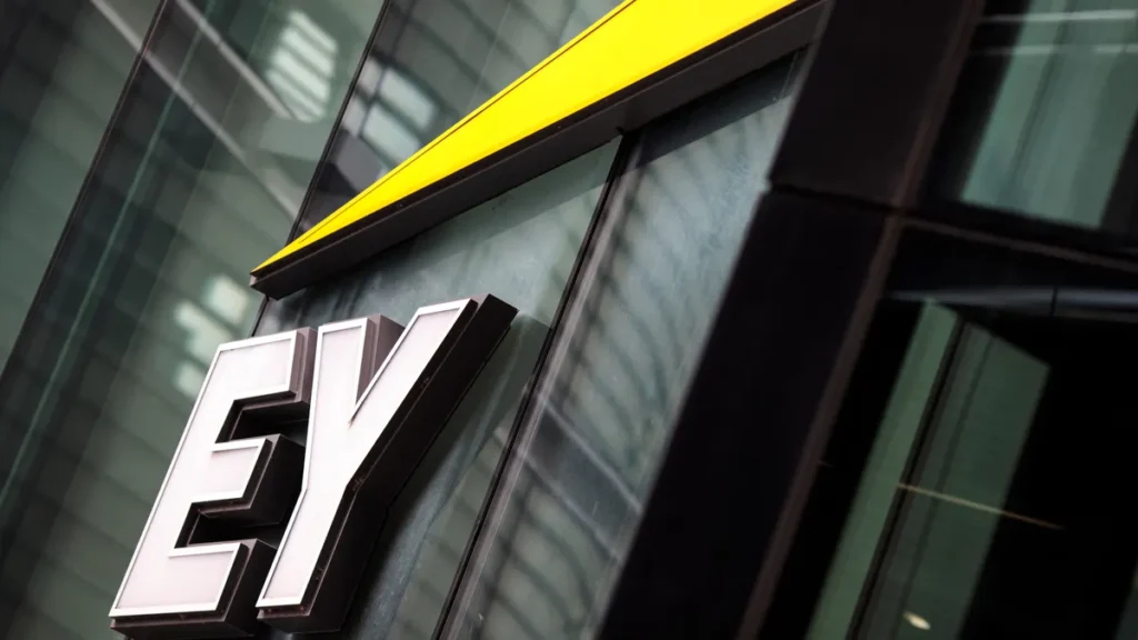 ey-launches-new-incentive-program-to-foster-innovation-and-retain-top-talent-amidst-evolving-accounting-landscape