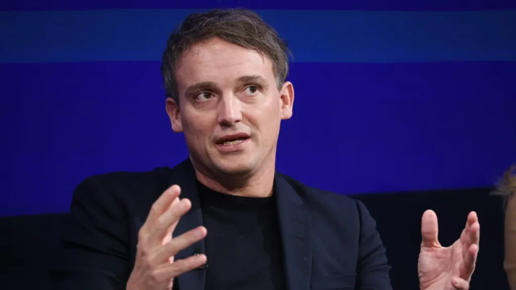 the-end-of-the-keyboard-is-near-sap-ceo-predicts-voice-translation-will-be-the-next-workplace-advantage