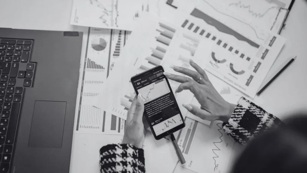 the-evolution-of-mobile-accessibility-in-ats-and-hr-software-driving-efficiency-and-candidate-engagement-in-a-hybrid-world