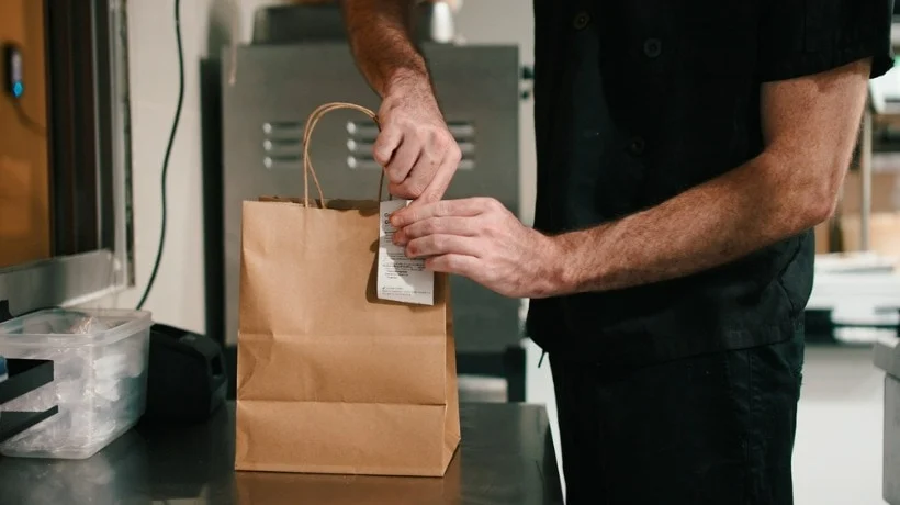 the-evolution-of-quick-service-restaurant-training-in-an-era-of-200-percent-employee-turnover-and-accelerated-productivity-demands