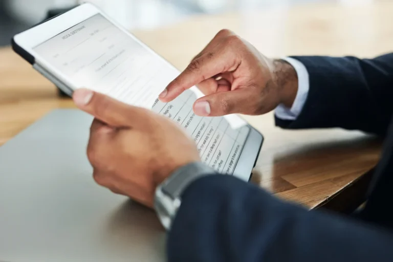 the-perilous-promise-navigating-the-pitfalls-of-diy-ai-in-employee-engagement-surveys