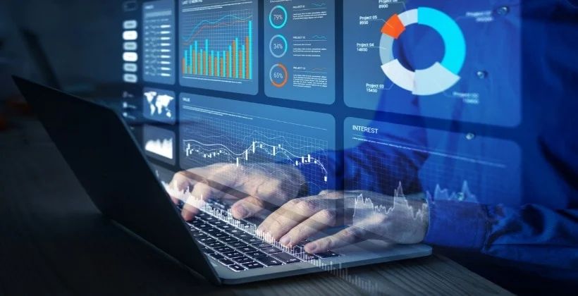 when-data-learns-to-talk-the-evolution-of-analytics-and-the-new-imperative-for-data-literacy