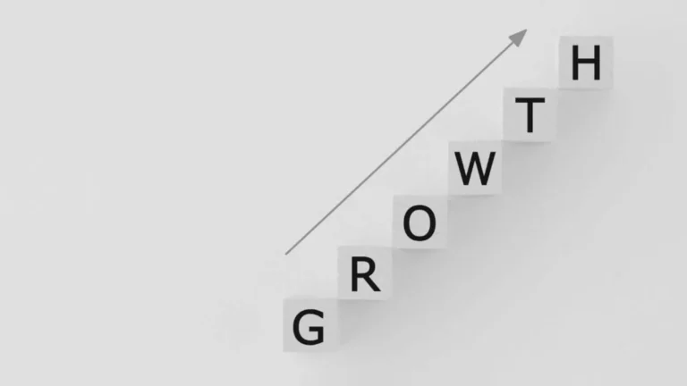 navigating-the-growth-chasm-selecting-the-optimal-ats-for-companies-scaling-from-100-to-1000-employees