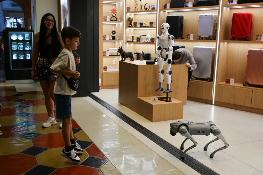 nevadas-crossroads-data-center-boom-meets-ai-job-disruption-as-unions-navigate-a-political-minefield